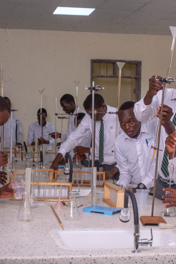 Future Scientists Creating